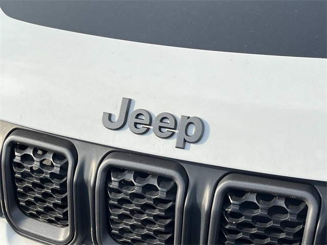 2024 Jeep Compass Trailhawk photo 8