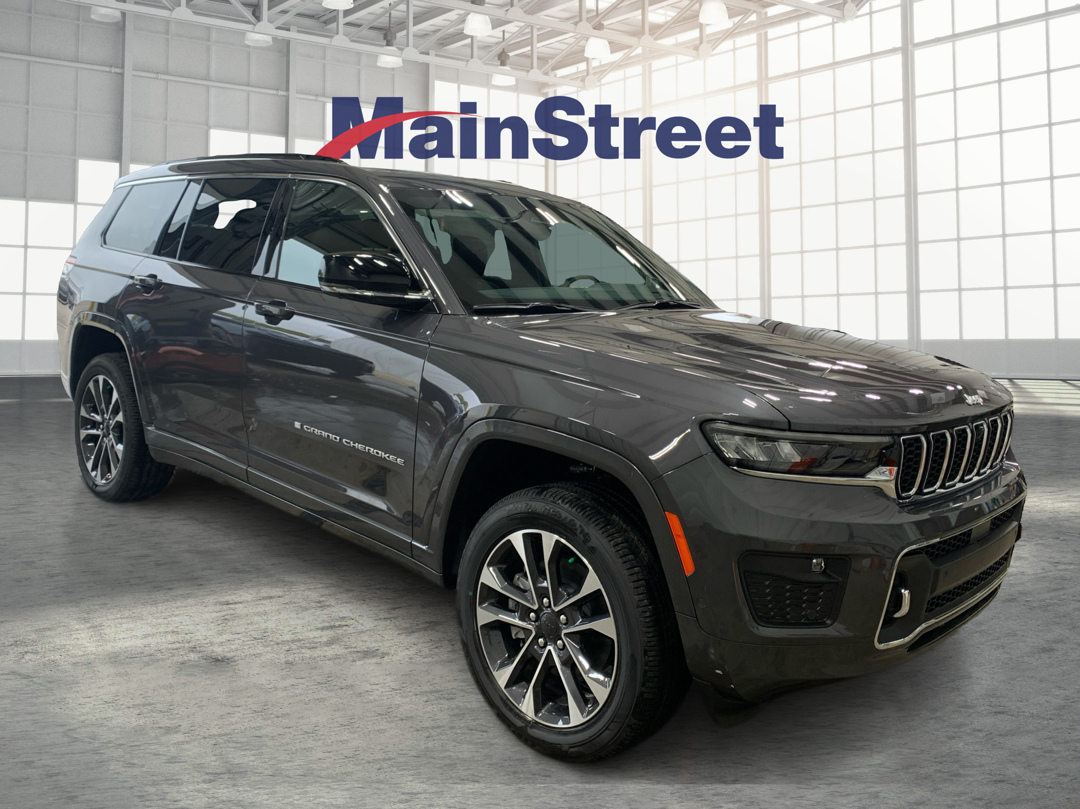 2025 Jeep Grand Cherokee Overland photo 4