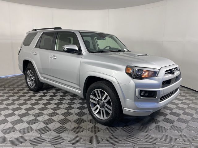 2022 Toyota 4Runner TRD Sport photo 3