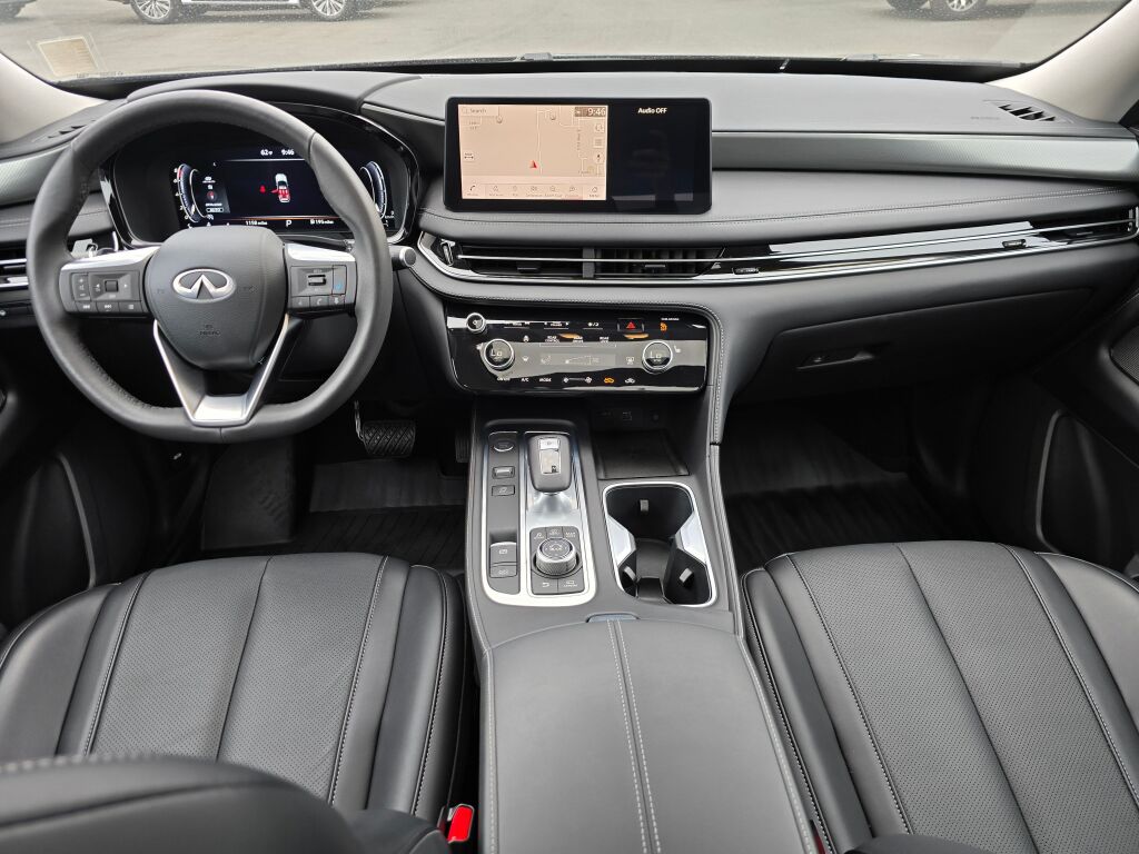 2024 Infiniti QX60 Luxe photo 18