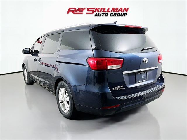 2016 Kia Sedona LX photo 5