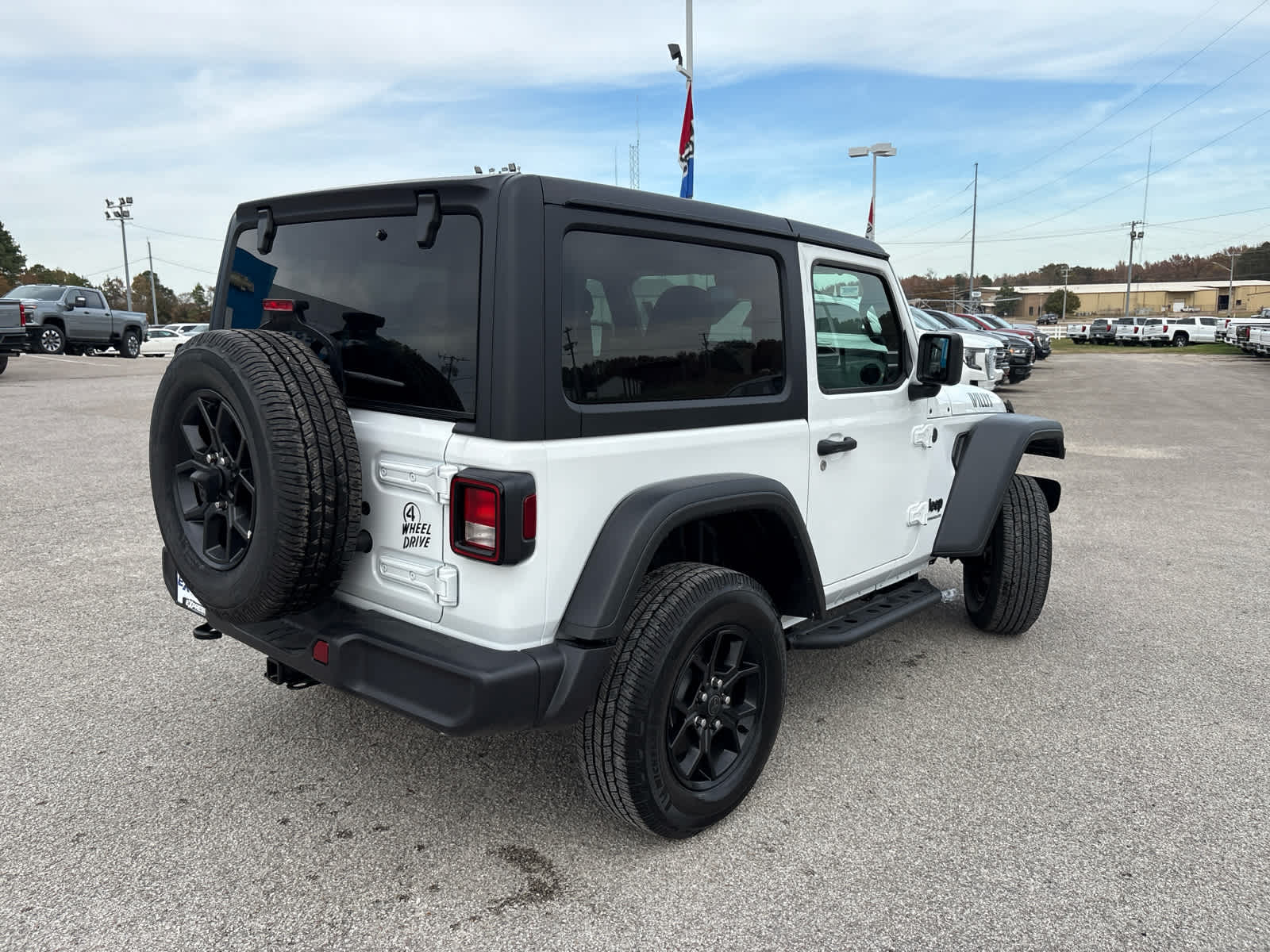 2025 Jeep Wrangler Willys photo 3