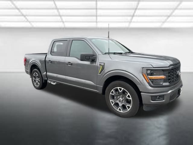 2025 Ford F-150 STX's photo