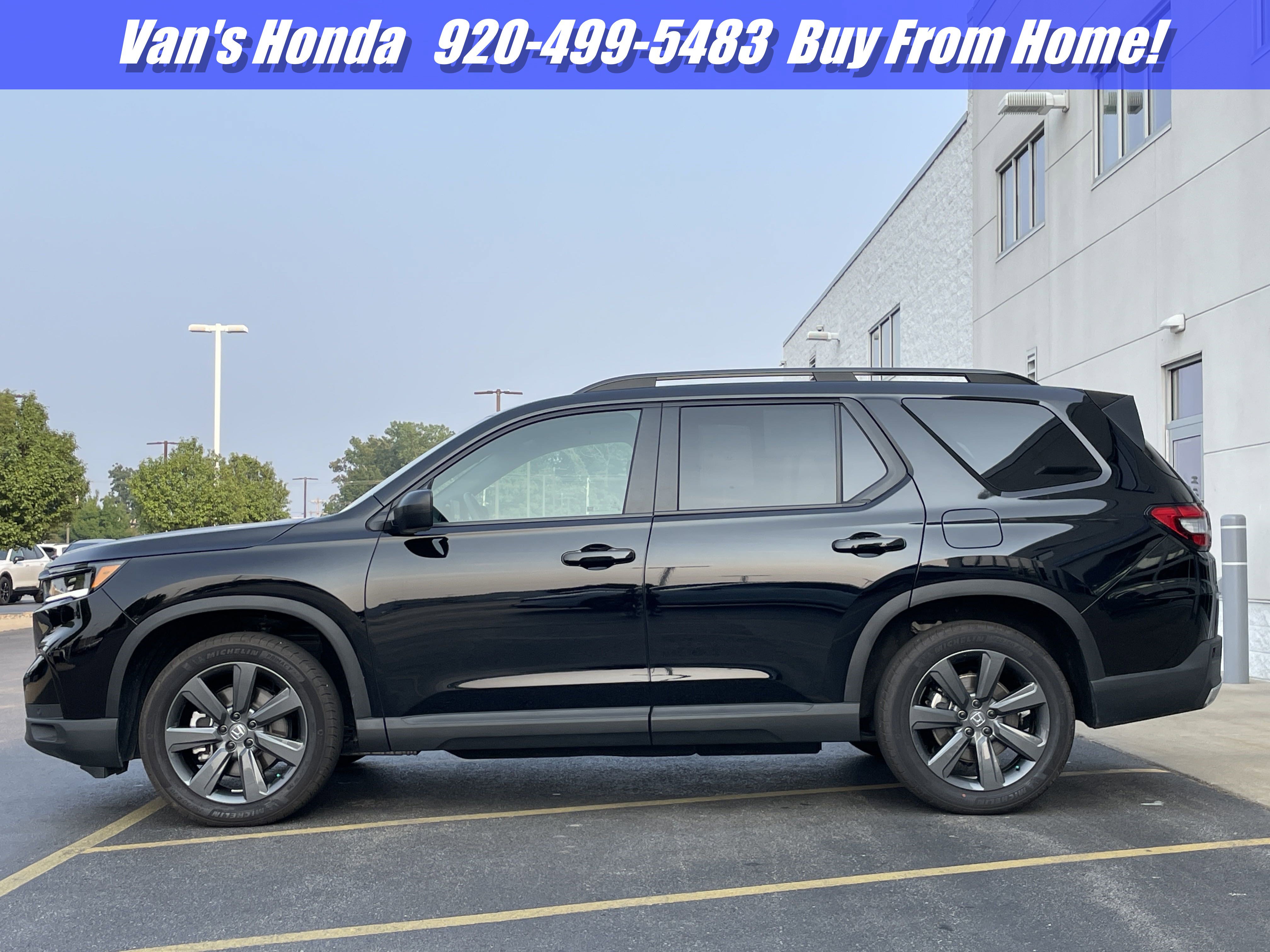 2025 Honda Pilot Sport photo 9