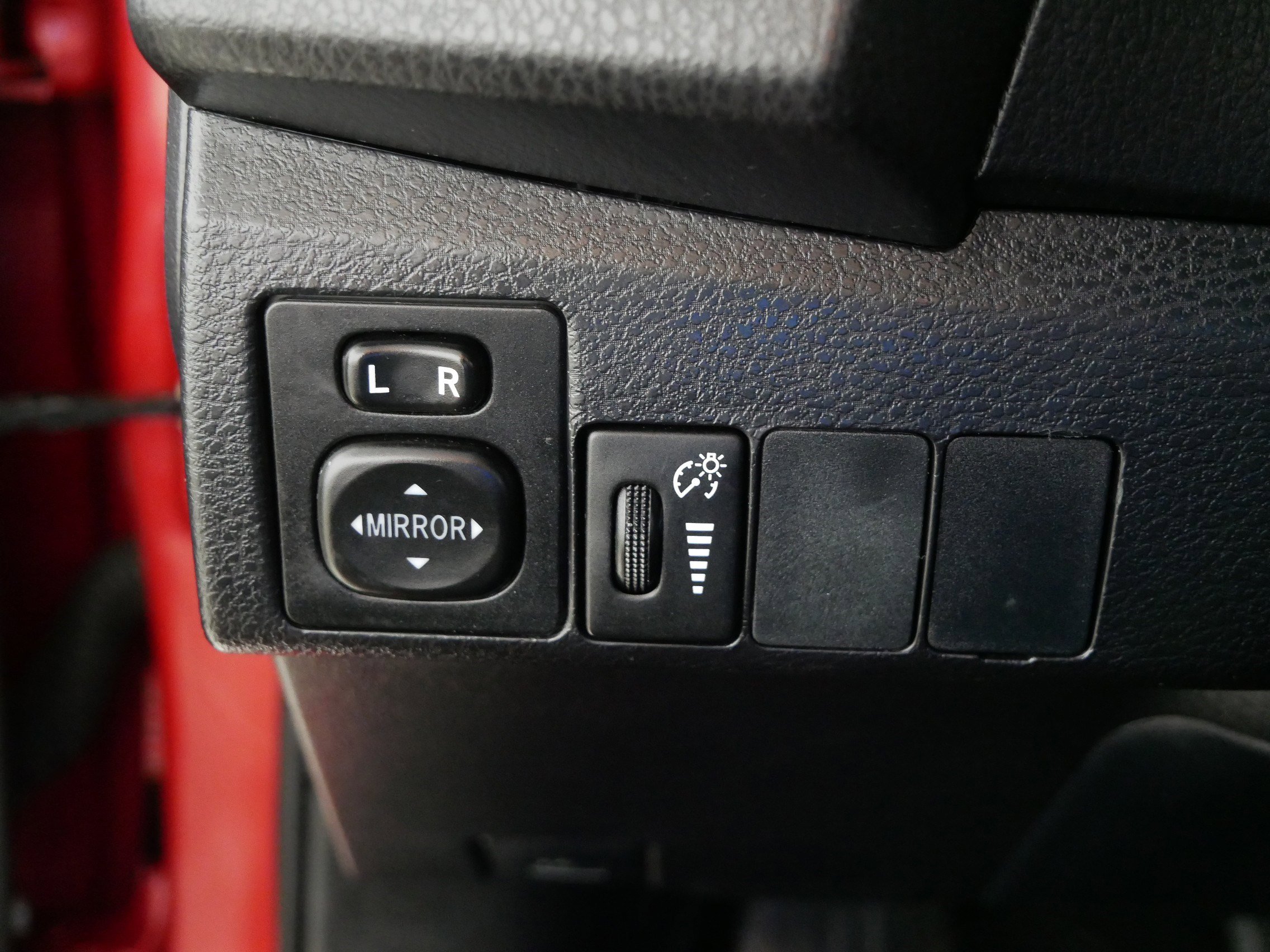 2016 Toyota Corolla S photo 26