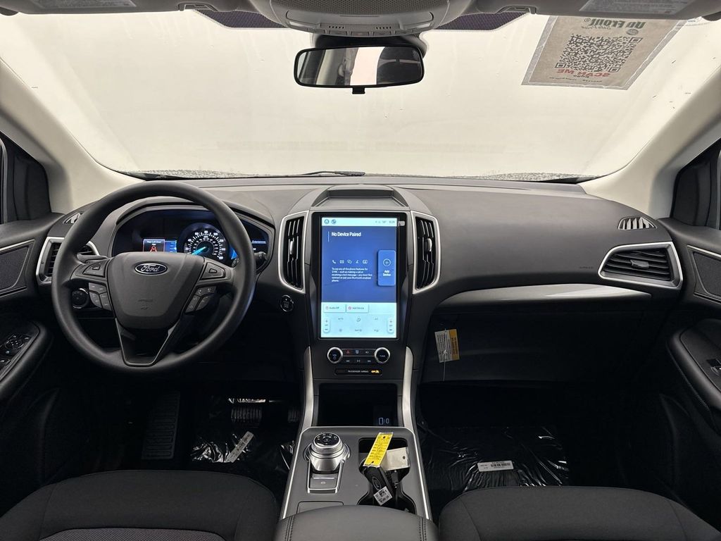 2024 Ford Edge SE photo 4