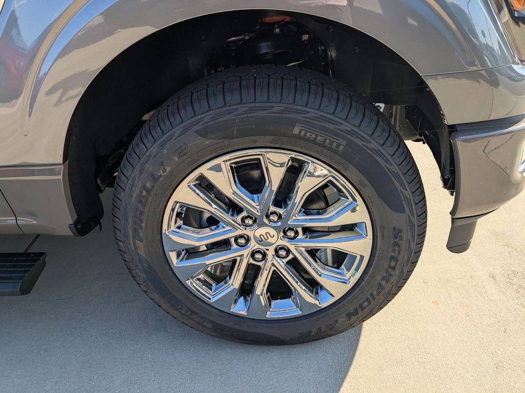 2025 Ford F-150 King Ranch photo 10