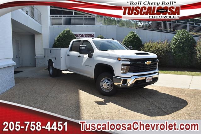 2025 Chevrolet Silverado HD WT's photo