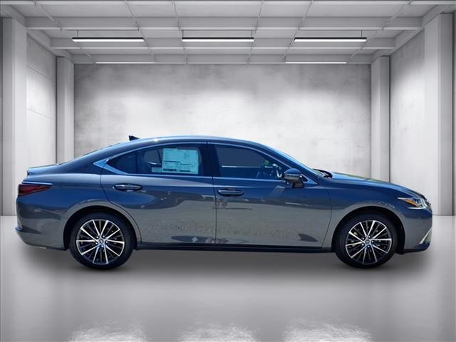2025 Lexus ES 350 photo 2