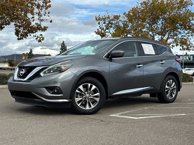 2018 Nissan Murano SV photo 2