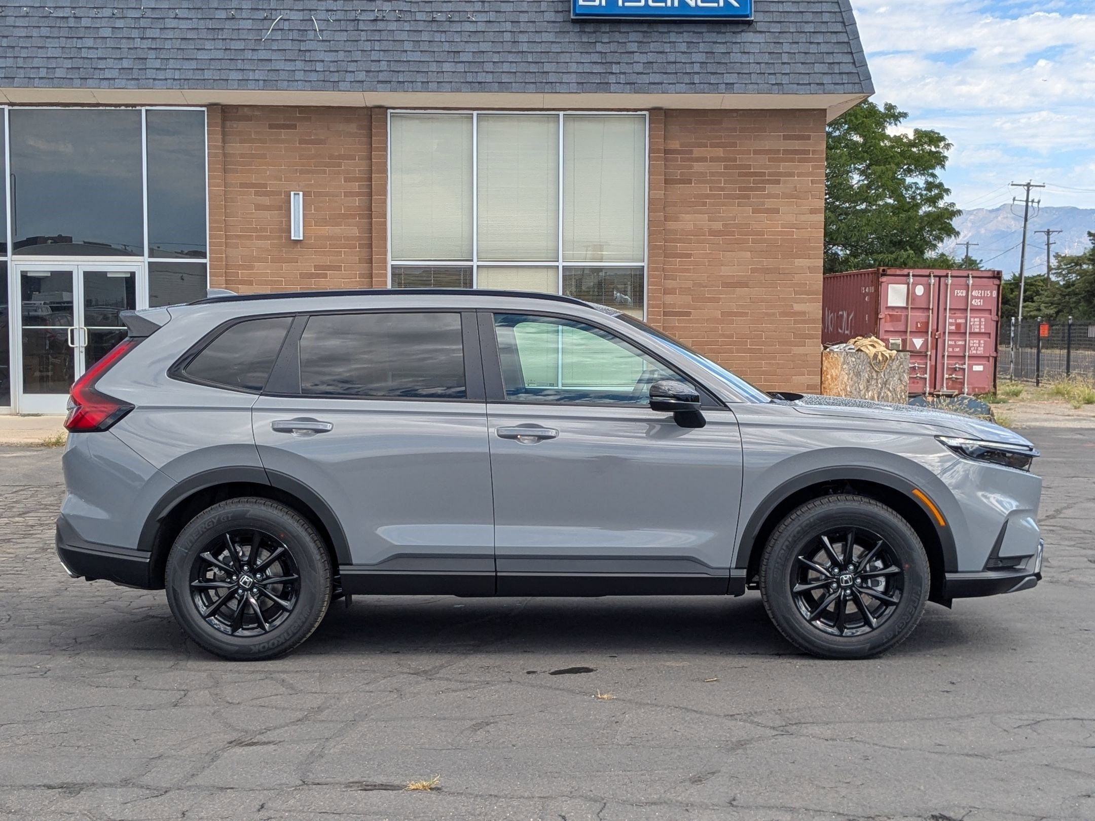 2026 Honda CR-V Sport-L Hybrid photo 2