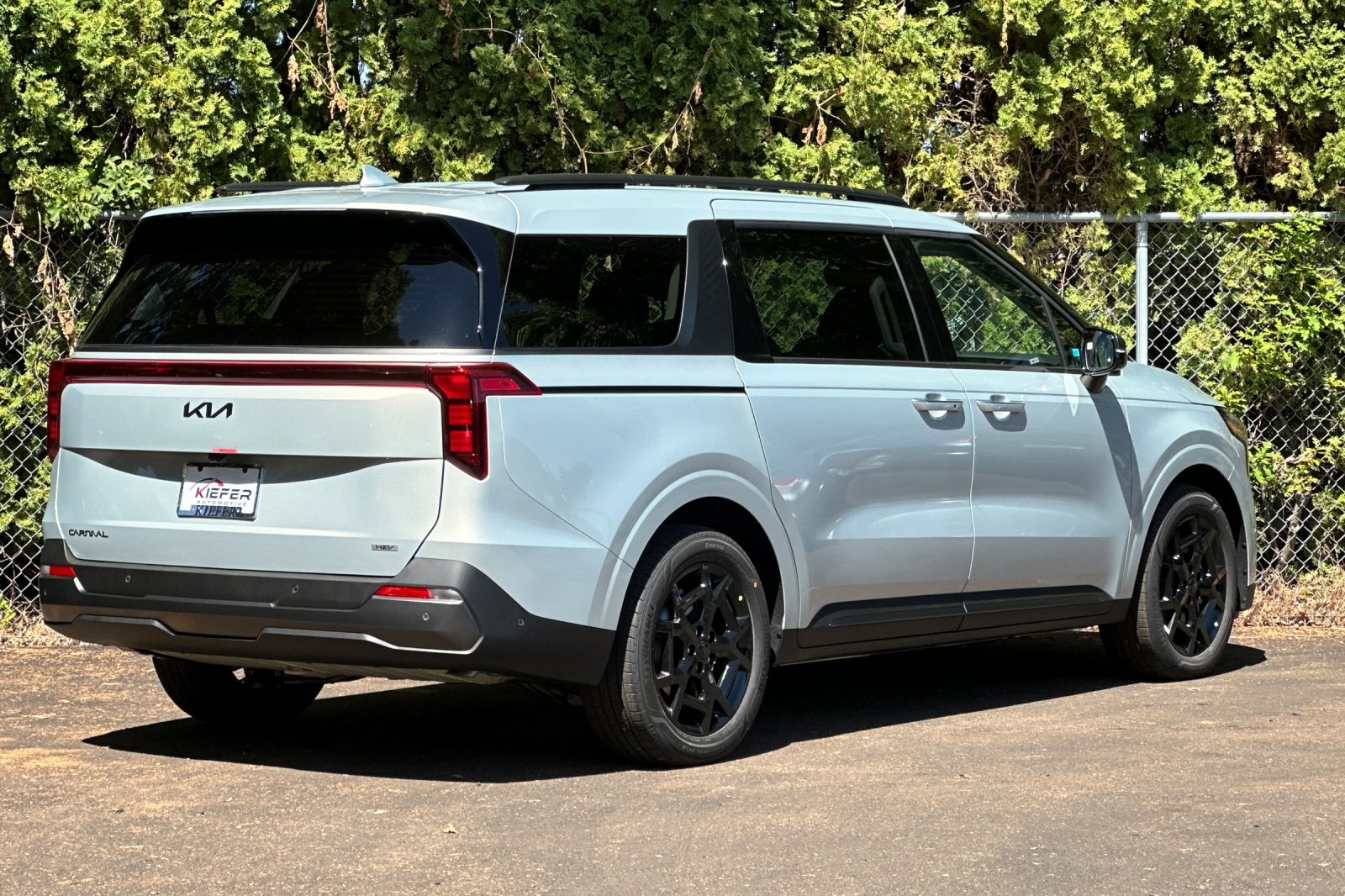 2026 Kia Carnival SX Prestige photo 3