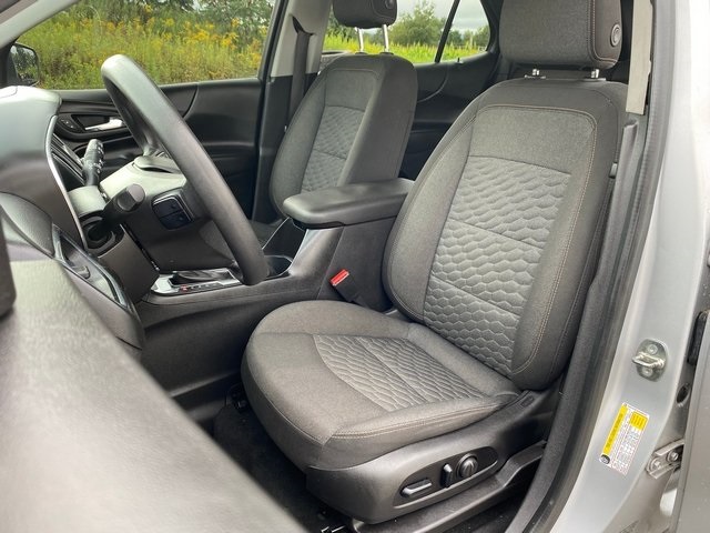 2018 Chevrolet Equinox LT photo 16