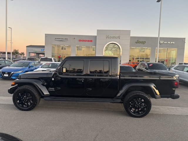 2021 Jeep Gladiator Overland photo 4