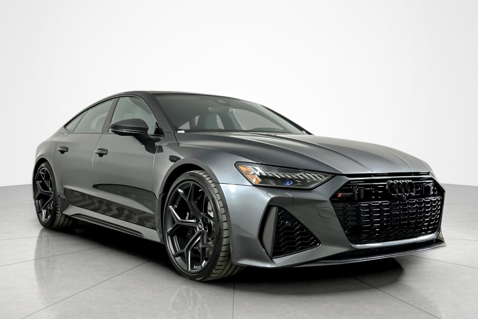 2025 Audi RS 7 Performance Base photo 2