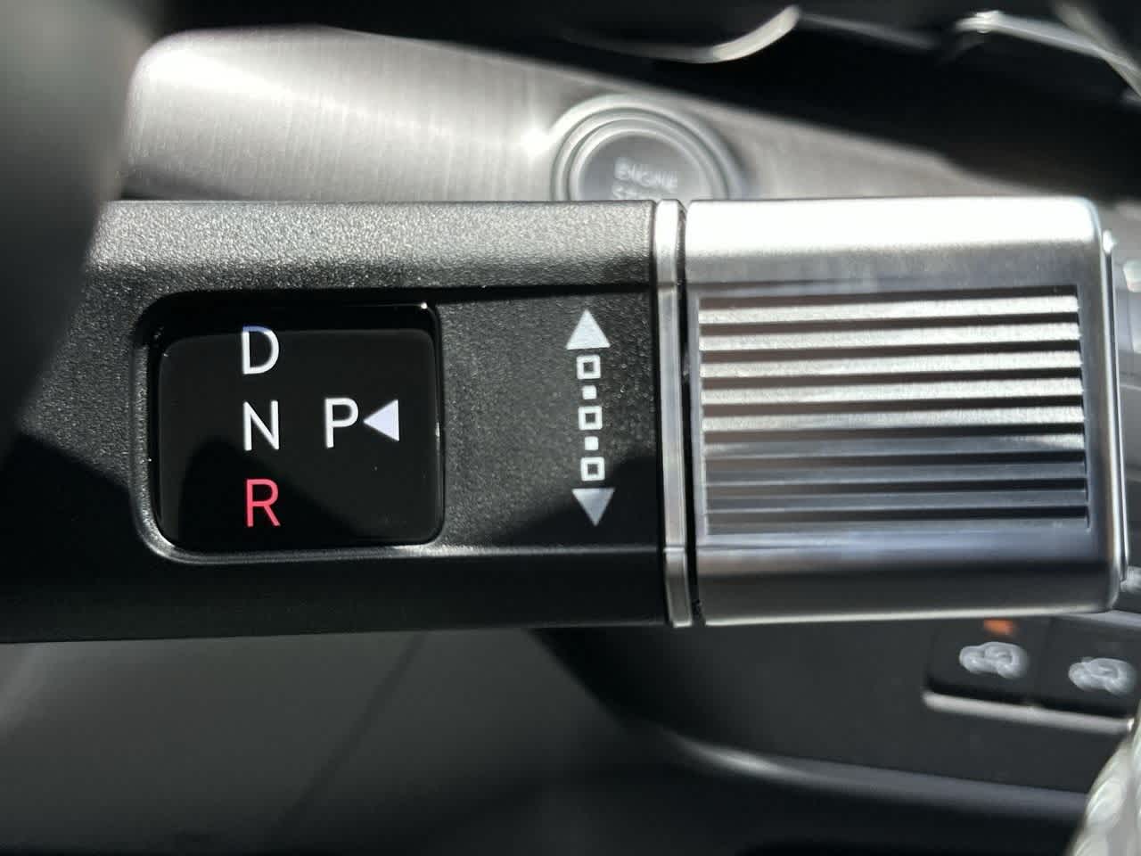 2025 Hyundai Kona SEL photo 19