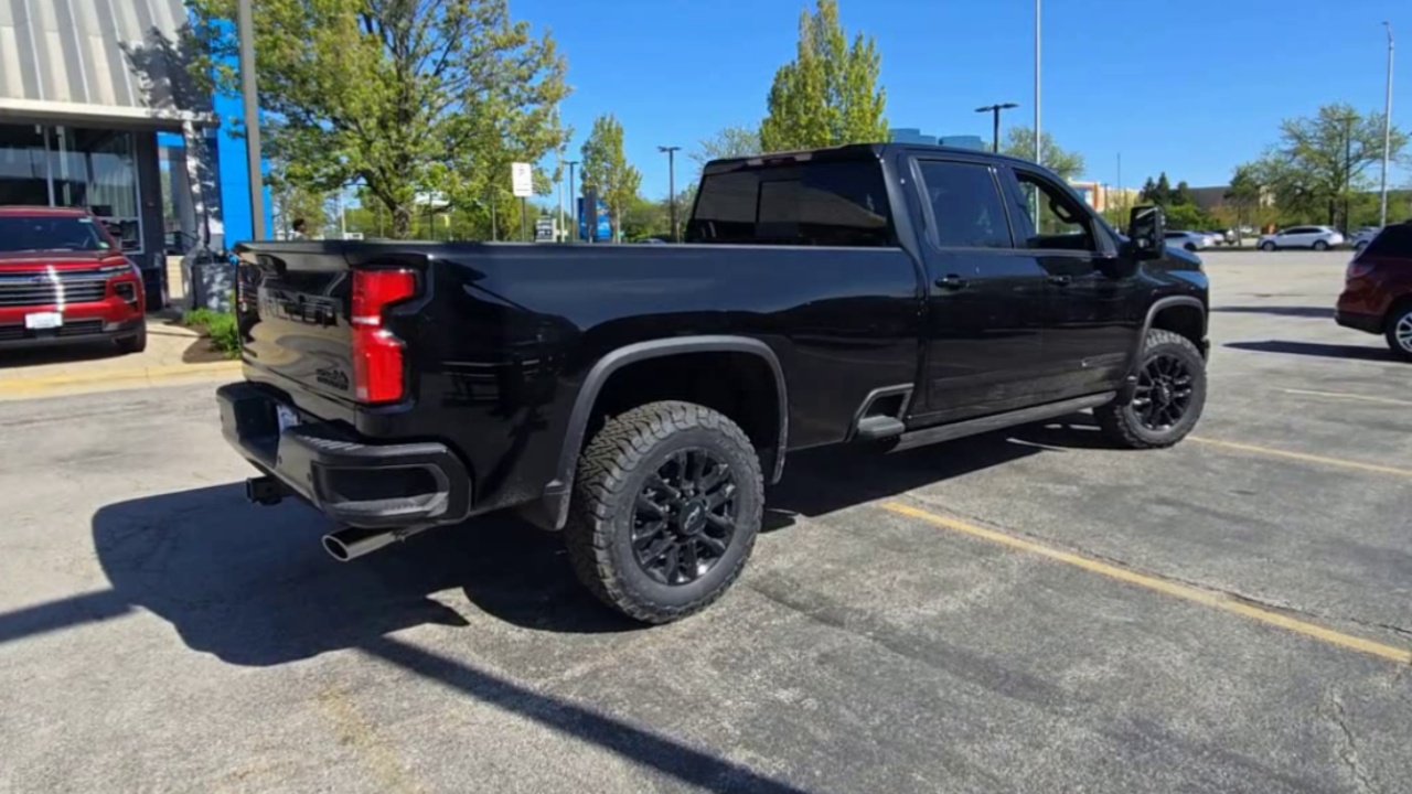 2025 Chevrolet Silverado 2500HD High Country photo 39