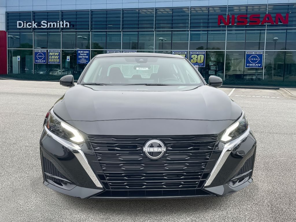 2025 Nissan Altima SV Special Edition photo 2