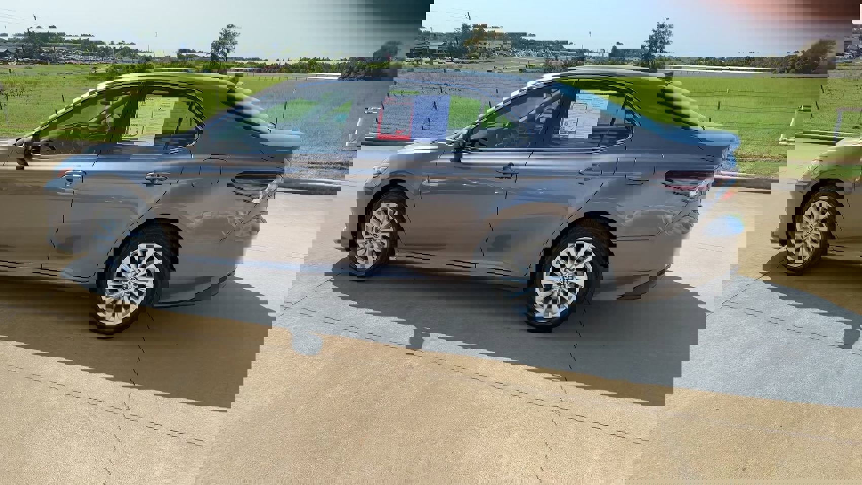 2024 Toyota Camry LE SE photo 6
