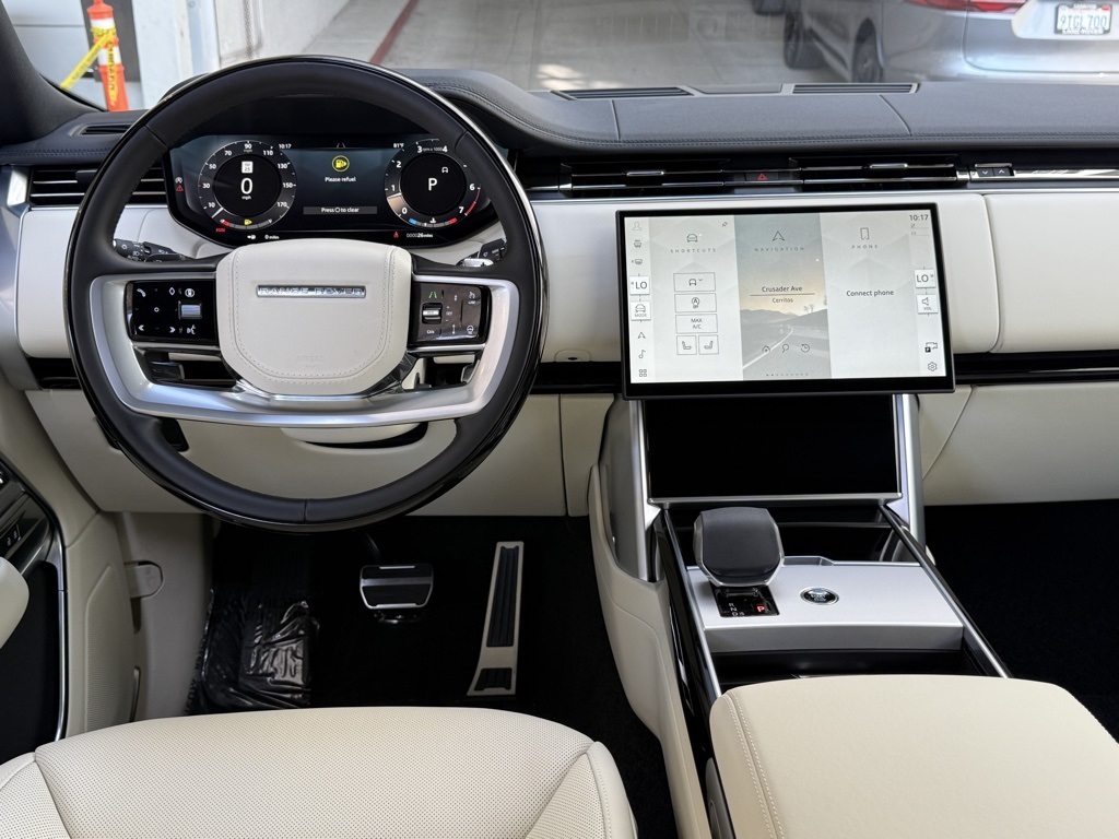 2025 Land Rover Range Rover SE photo 20