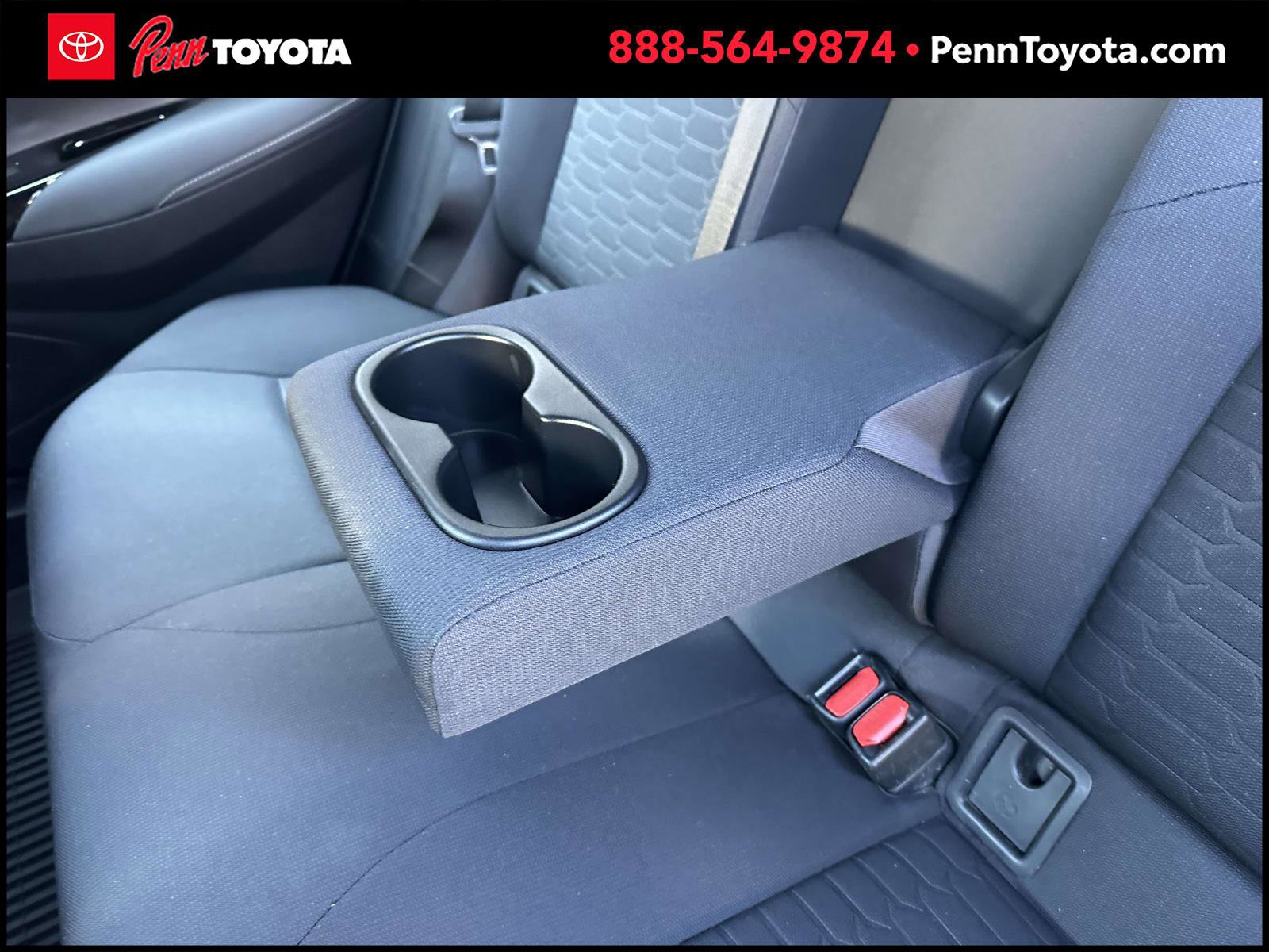 2022 Toyota Corolla SE photo 18