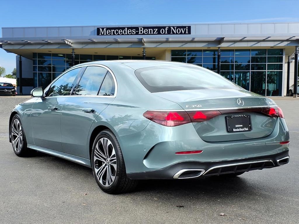 2025 Mercedes Benz E 350 4MATIC photo 3