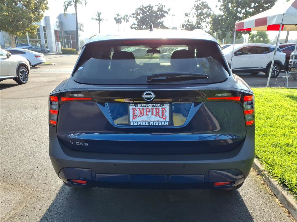 2026 Nissan Kicks SV photo 4