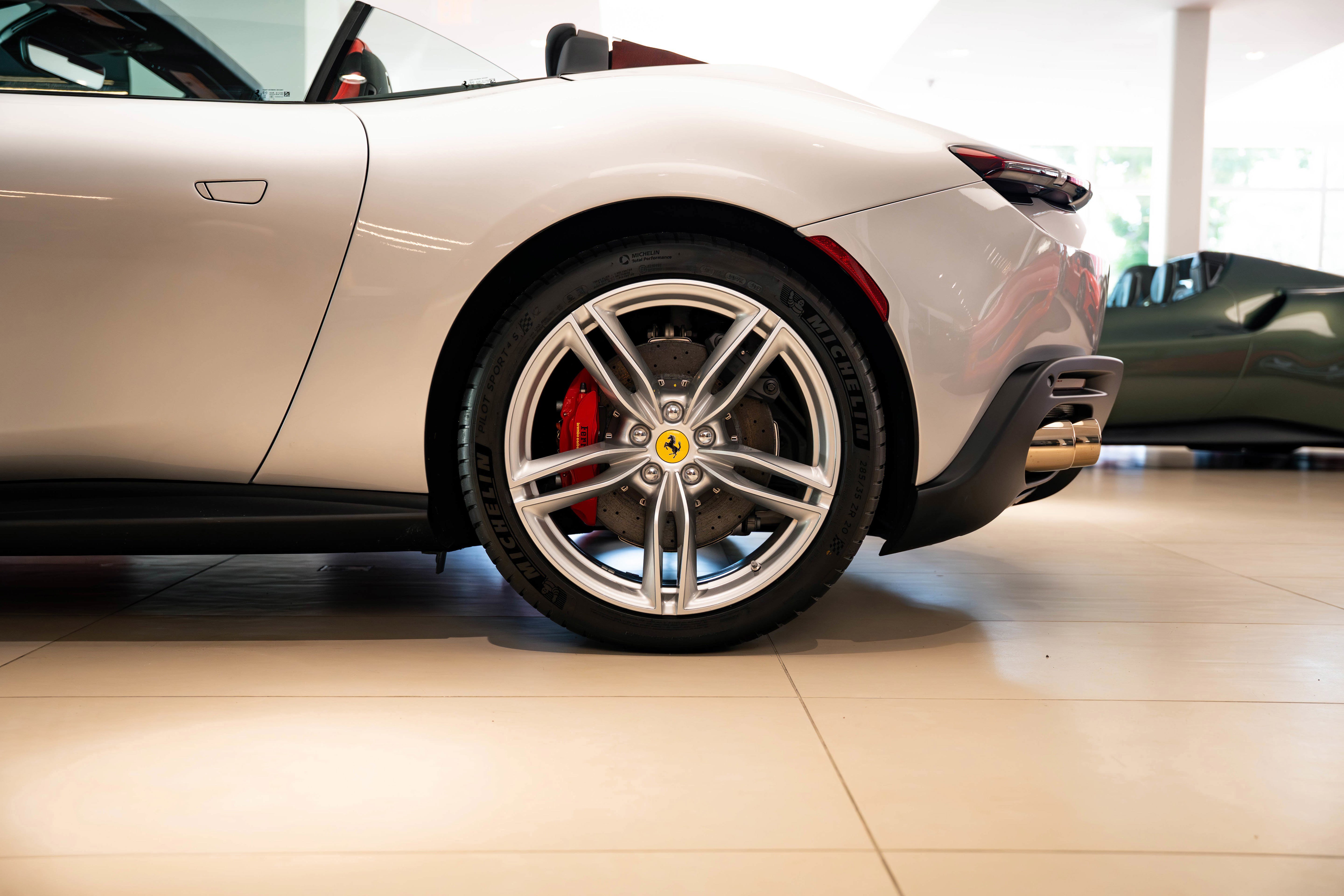 2024 Ferrari Roma Spider photo 34