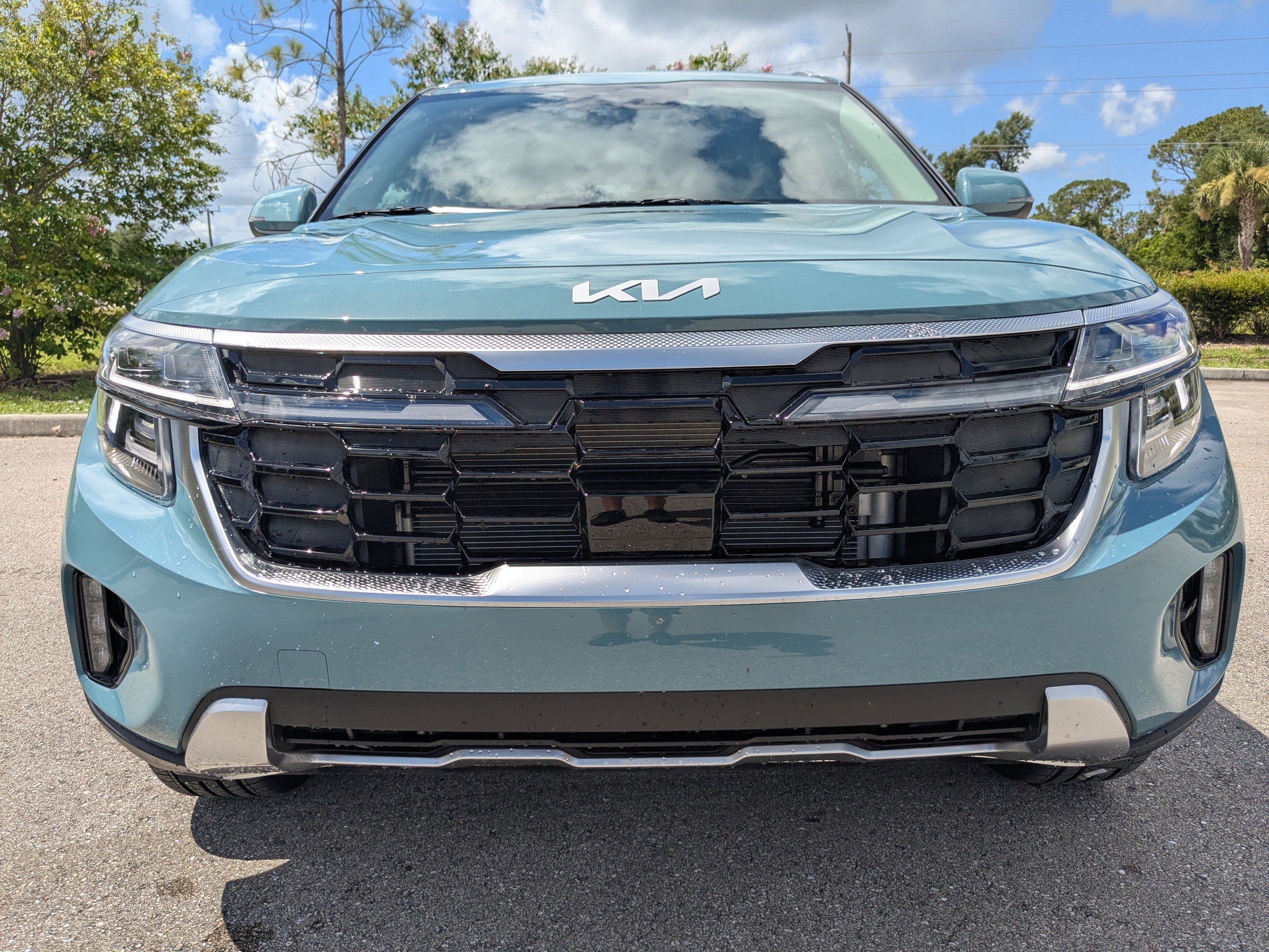 2026 Kia Seltos SX photo 4