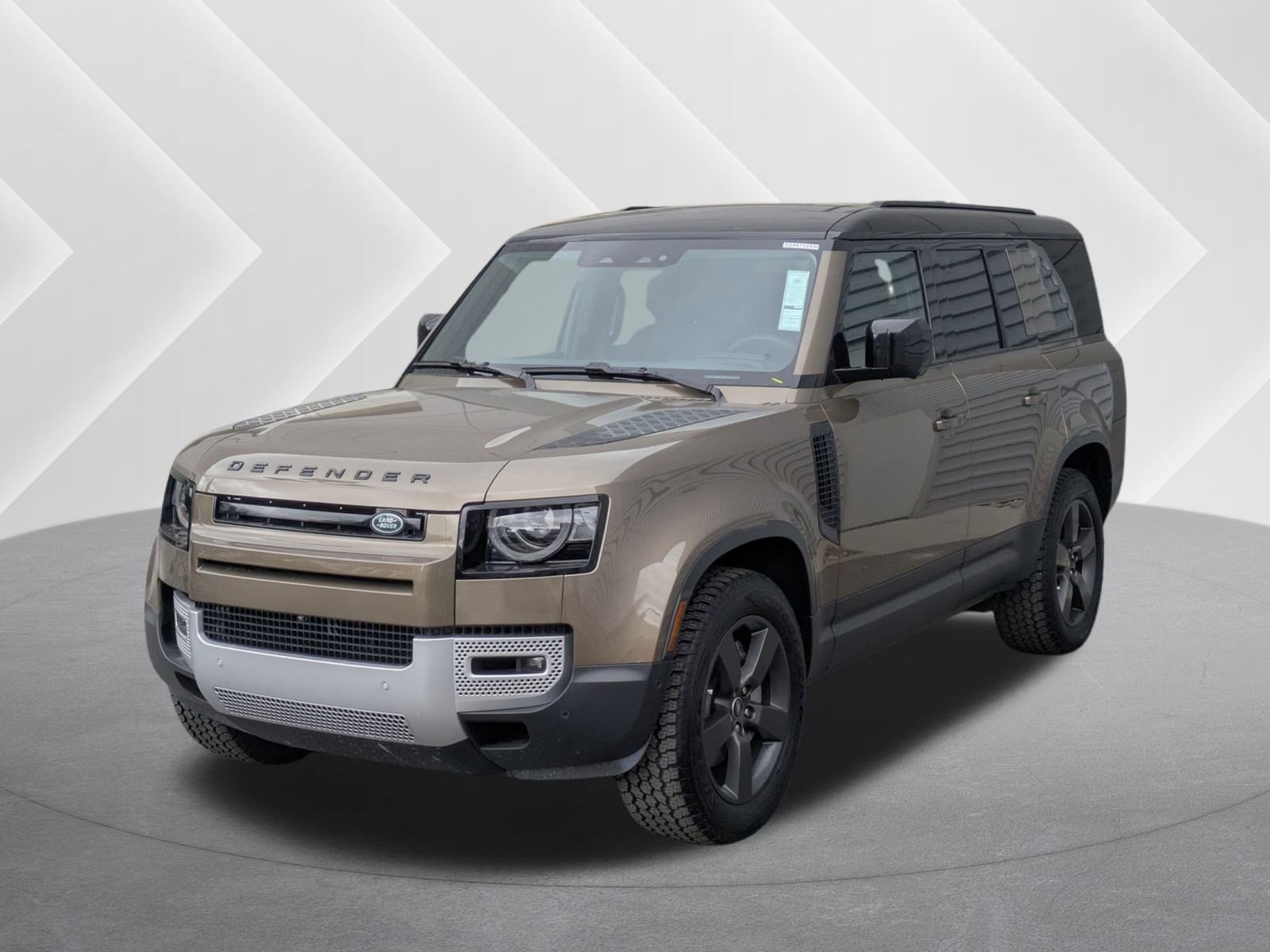 2025 Land Rover Defender S's photo