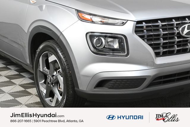 2023 Hyundai Venue SEL photo 29