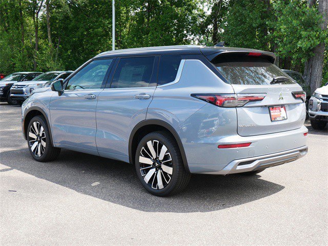 2025 Mitsubishi Outlander SEL Premium photo 2