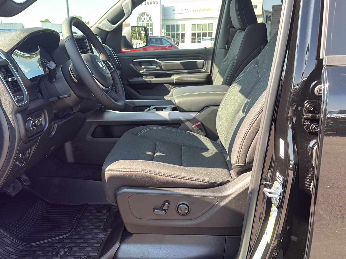 2026 Ram 1500 Big Horn Lone Star photo 9
