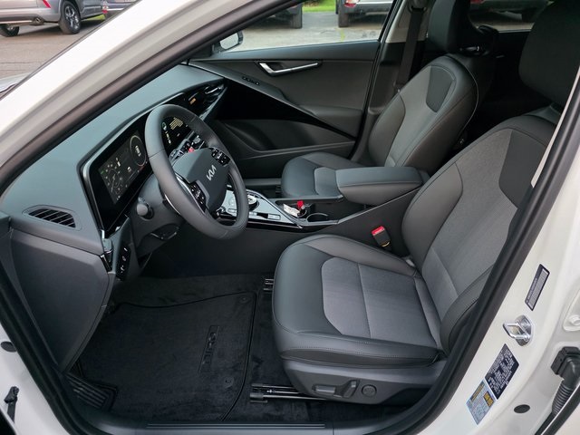 2025 Kia Niro EV Wind photo 15