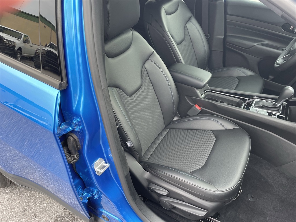 2025 Jeep Compass Latitude photo 34