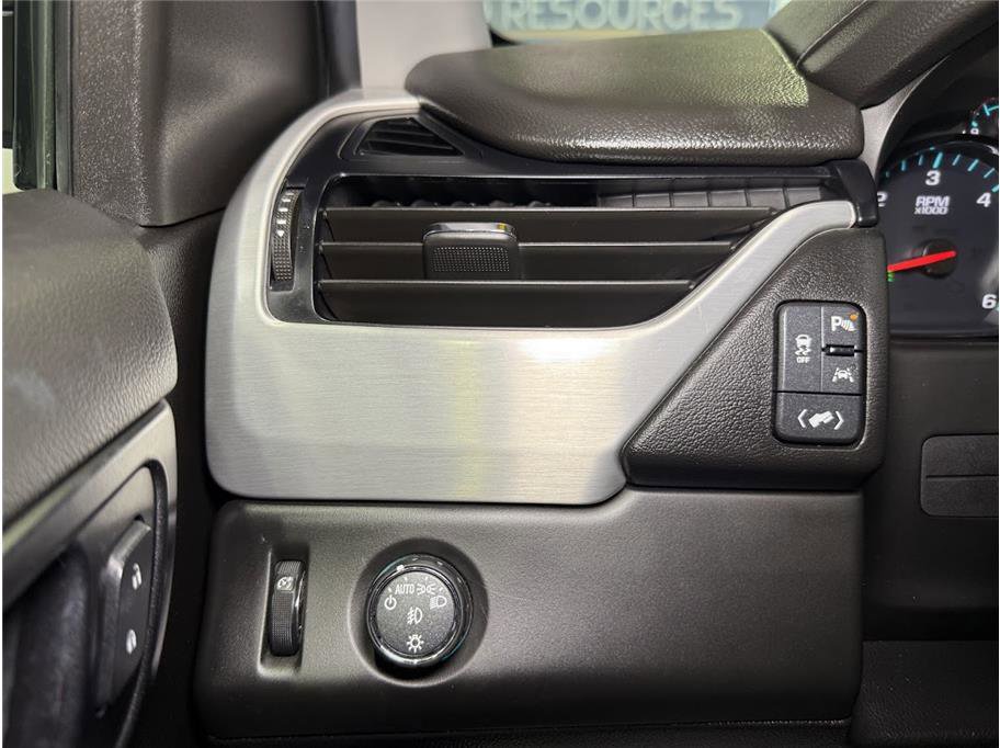 2019 Gmc Yukon SLT photo 31