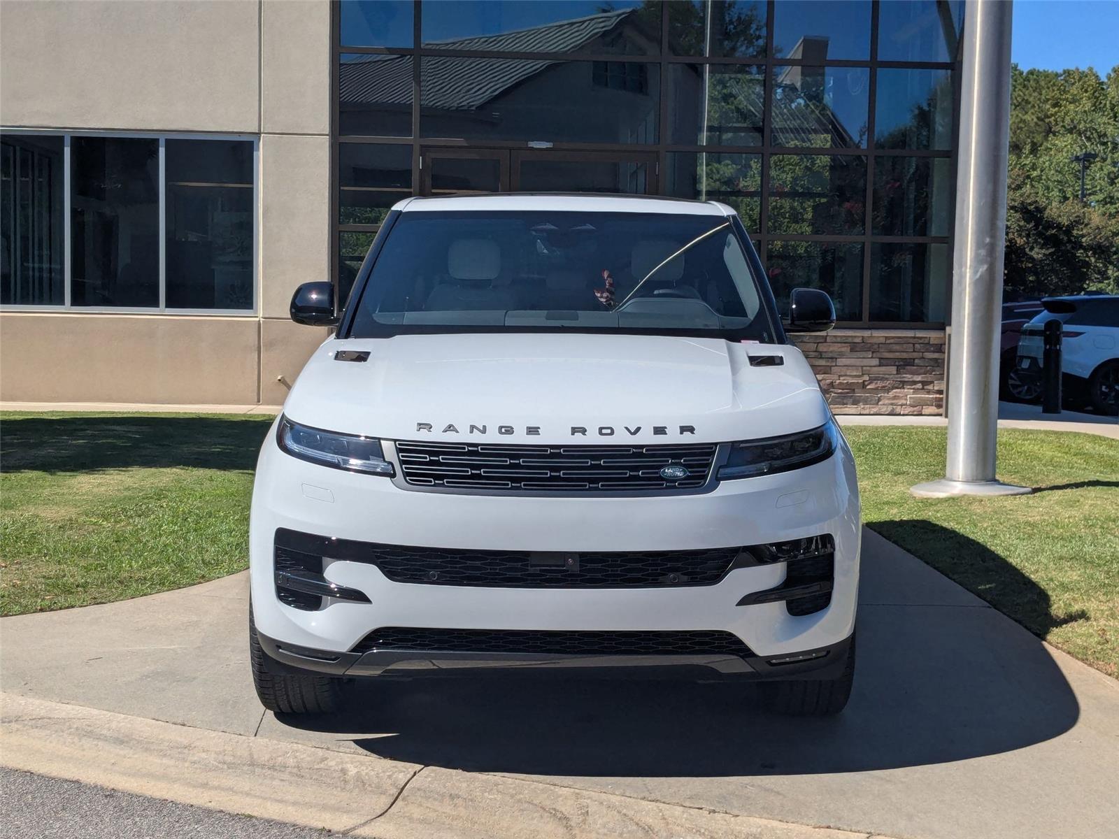 2025 Land Rover Range Rover Sport SE photo 2