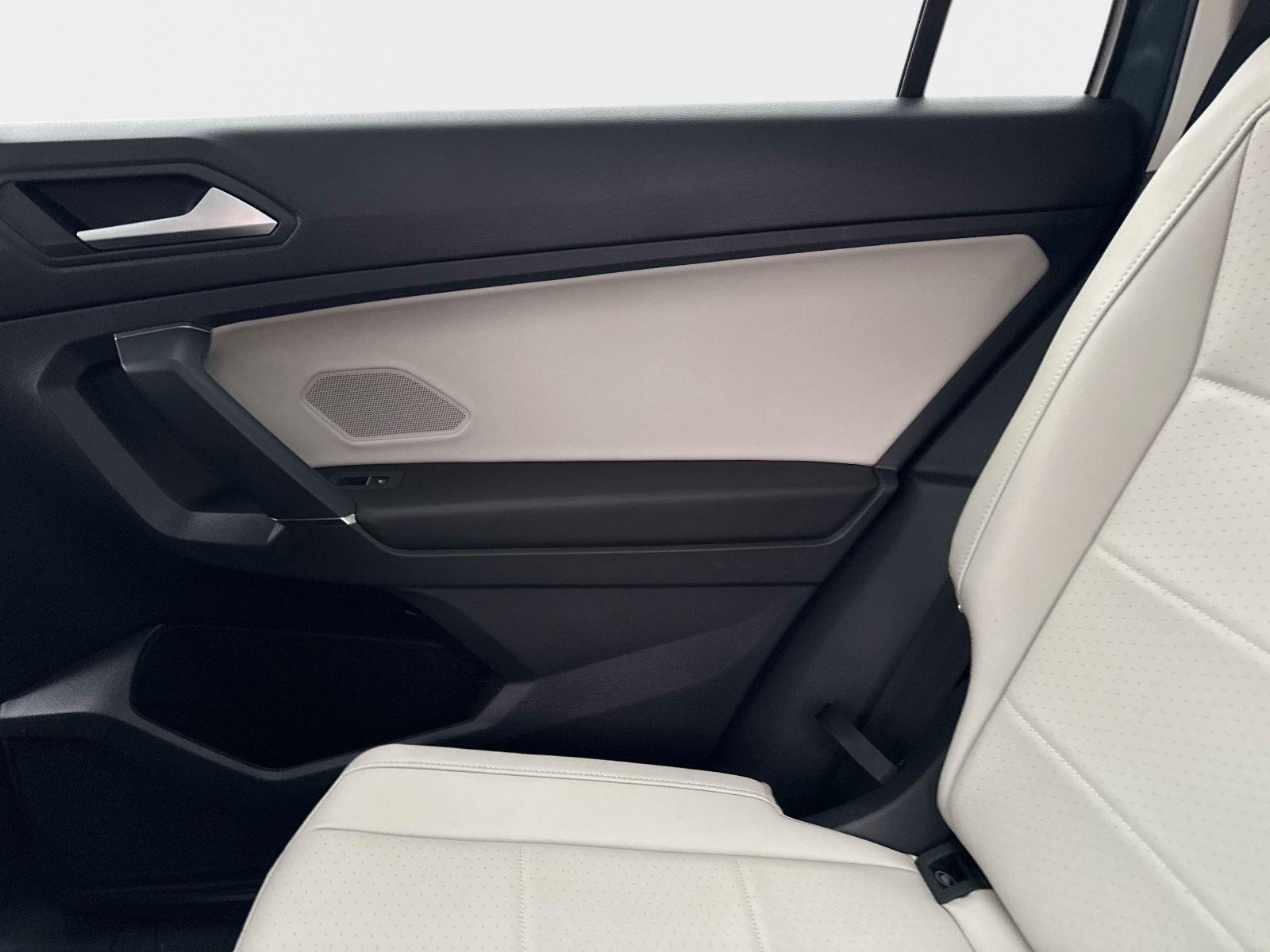 Used 2020 Volkswagen Tiguan SE with VIN 3VV2B7AX6LM171183 for sale in Northampton, MA