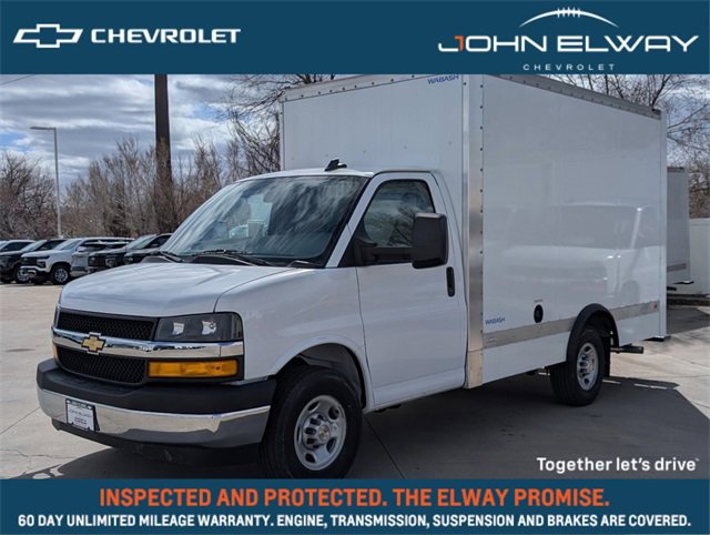 2024 Chevrolet Express Cutaway Base's photo