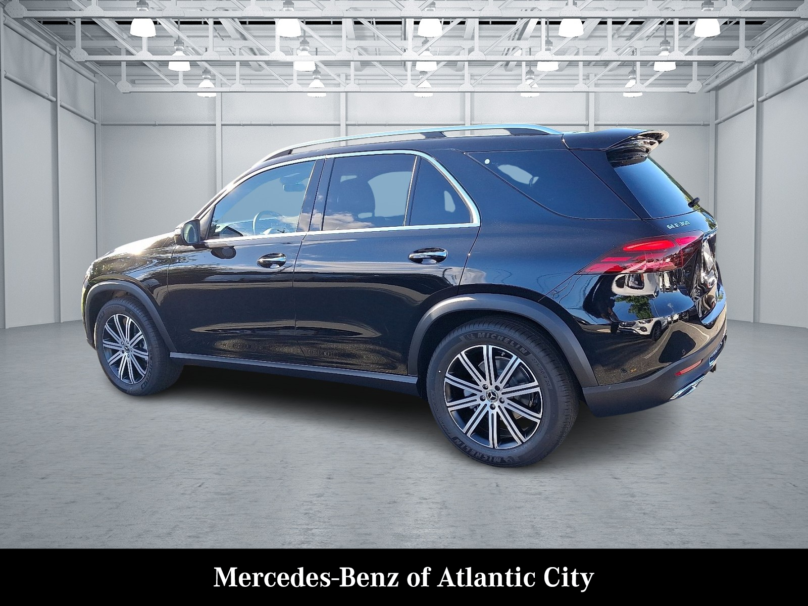 2026 Mercedes Benz GLE 350 4MATIC photo 2