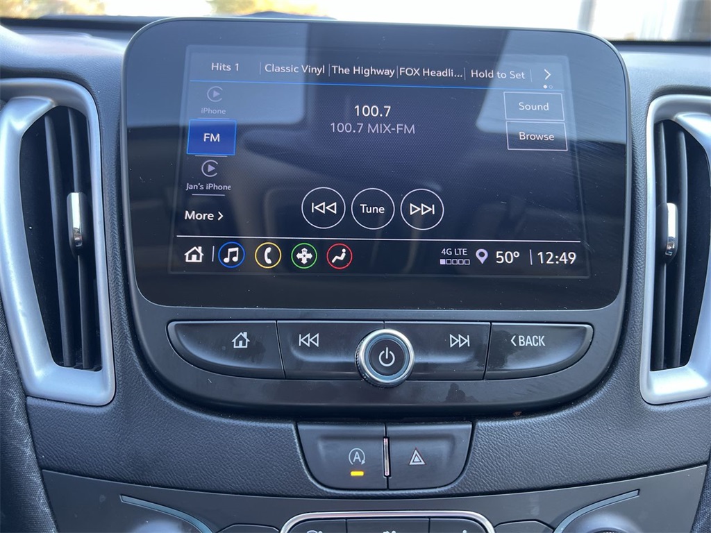 2023 Chevrolet Malibu 1LT photo 4