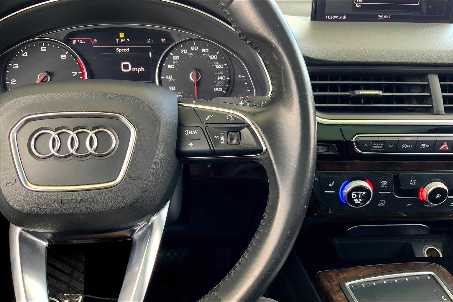 2017 Audi Q7 Premium photo 11