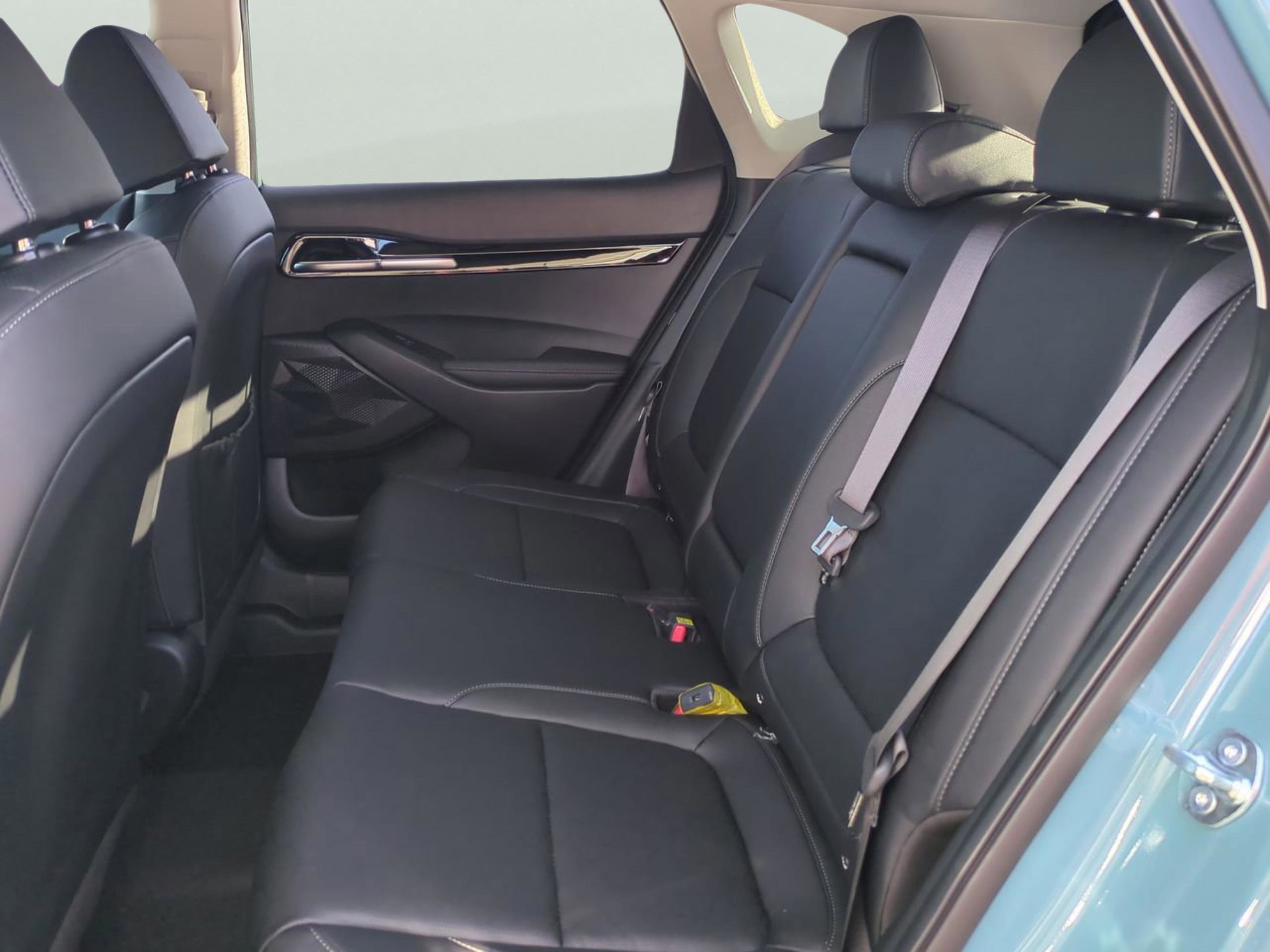 2026 Kia Seltos EX photo 12