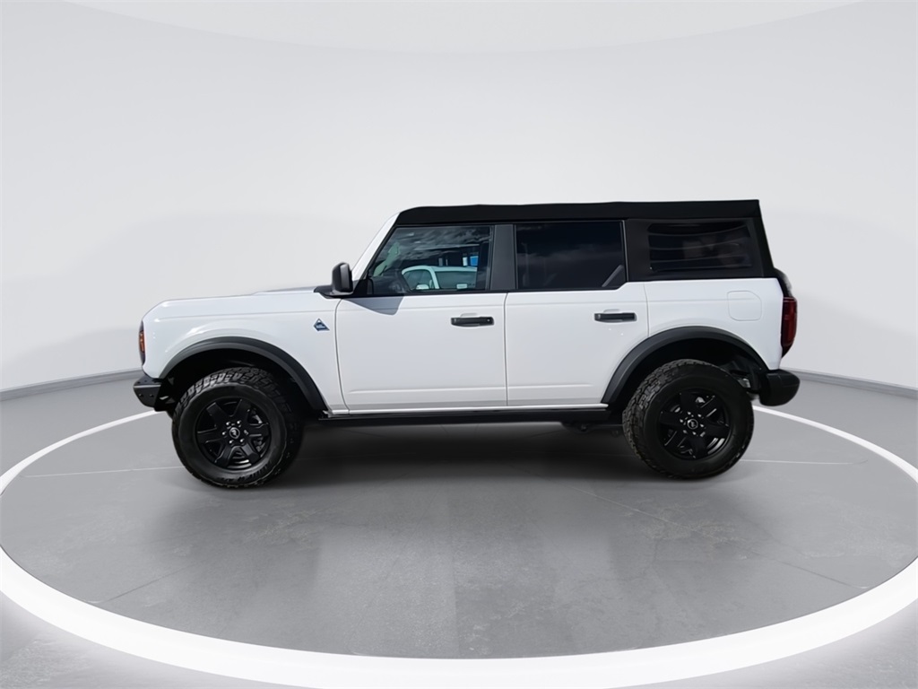 2021 Ford Bronco Black Diamond photo 4