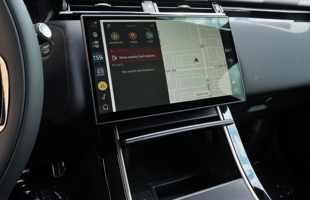 2026 LAND ROVER RANGE ROVER VELAR - Image 18