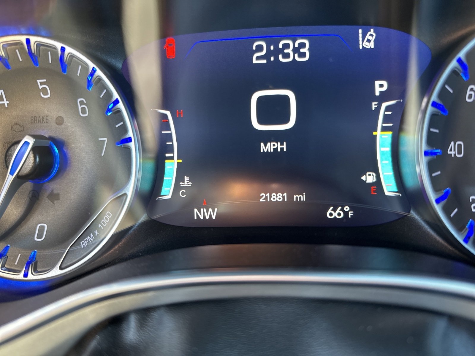 2021 Chrysler Pacifica Limited photo 2