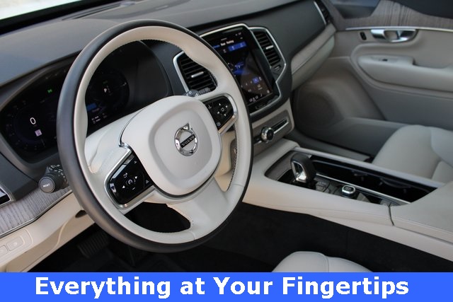 2024 Volvo XC90 Recharge T8 Plus photo 2