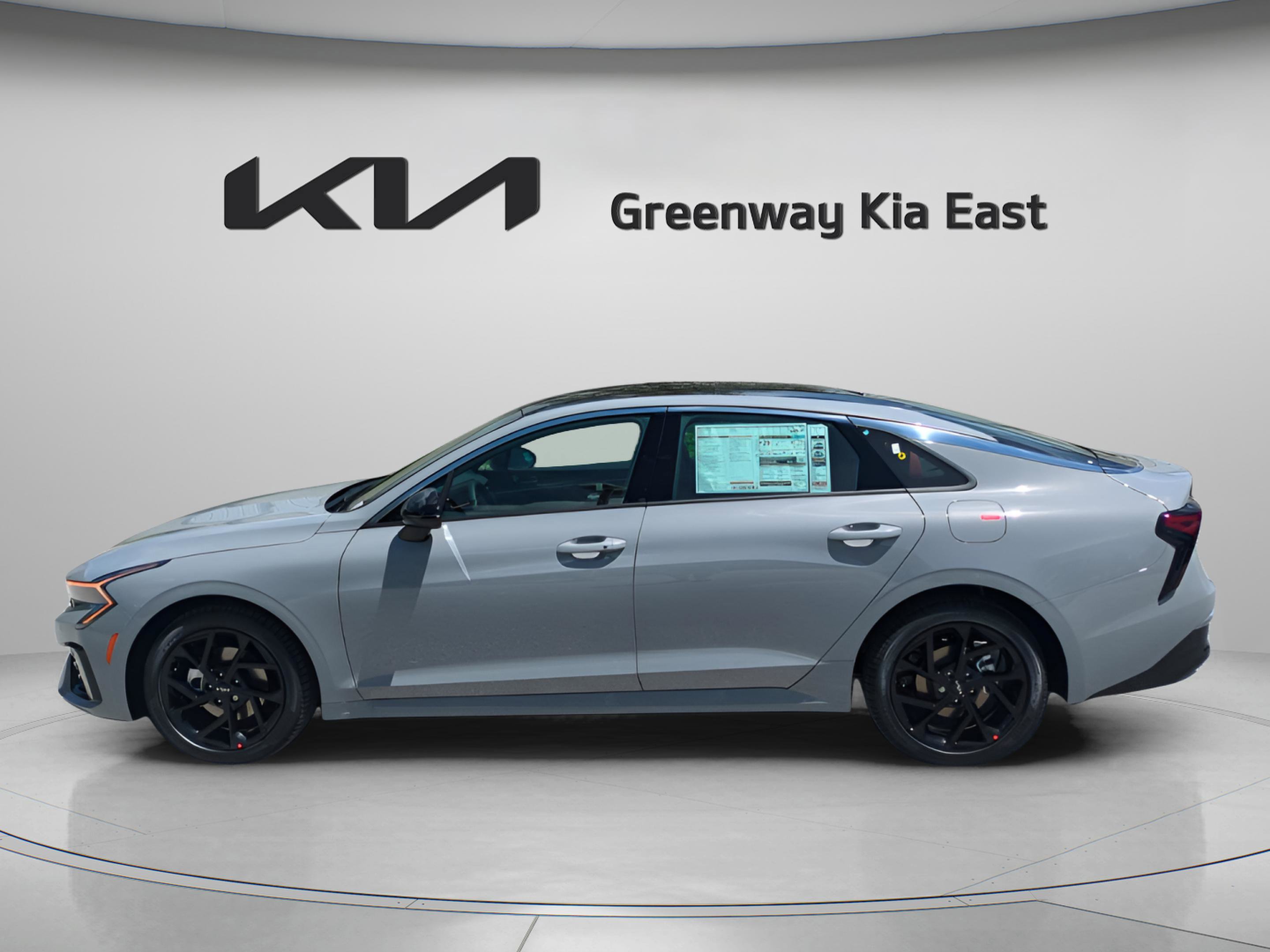 2026 Kia K5 GT-Line photo 4