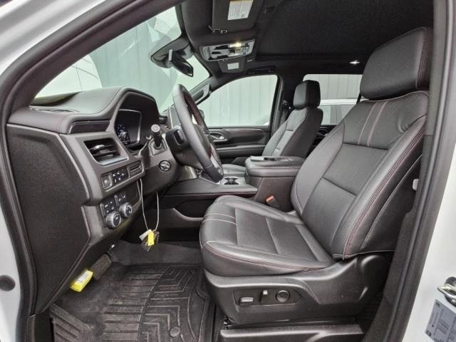 2023 Chevrolet Tahoe RST photo 2