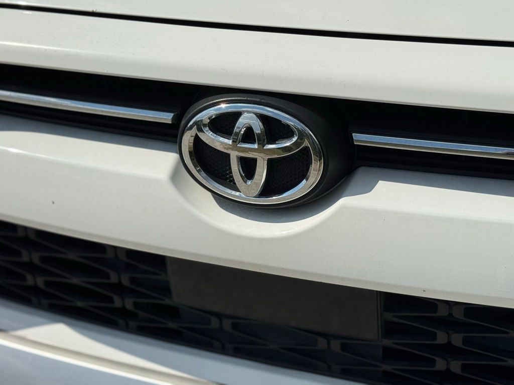 2020 Toyota 4Runner TRD Off-Road Premium photo 4